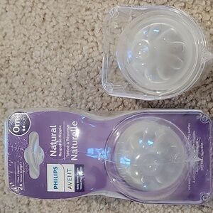 0m+ Philips Avent Natural Response Nipple